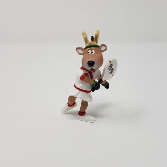 1989 Hallmark Vixen #4 Reindeer Champs Handcrafted Christmas Holiday Ornament - Picture 8 of 8